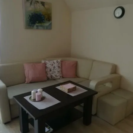 Everysky - Wilcza 3a Apartment *