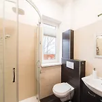 Everysky - Wilcza 3a Apartman *
